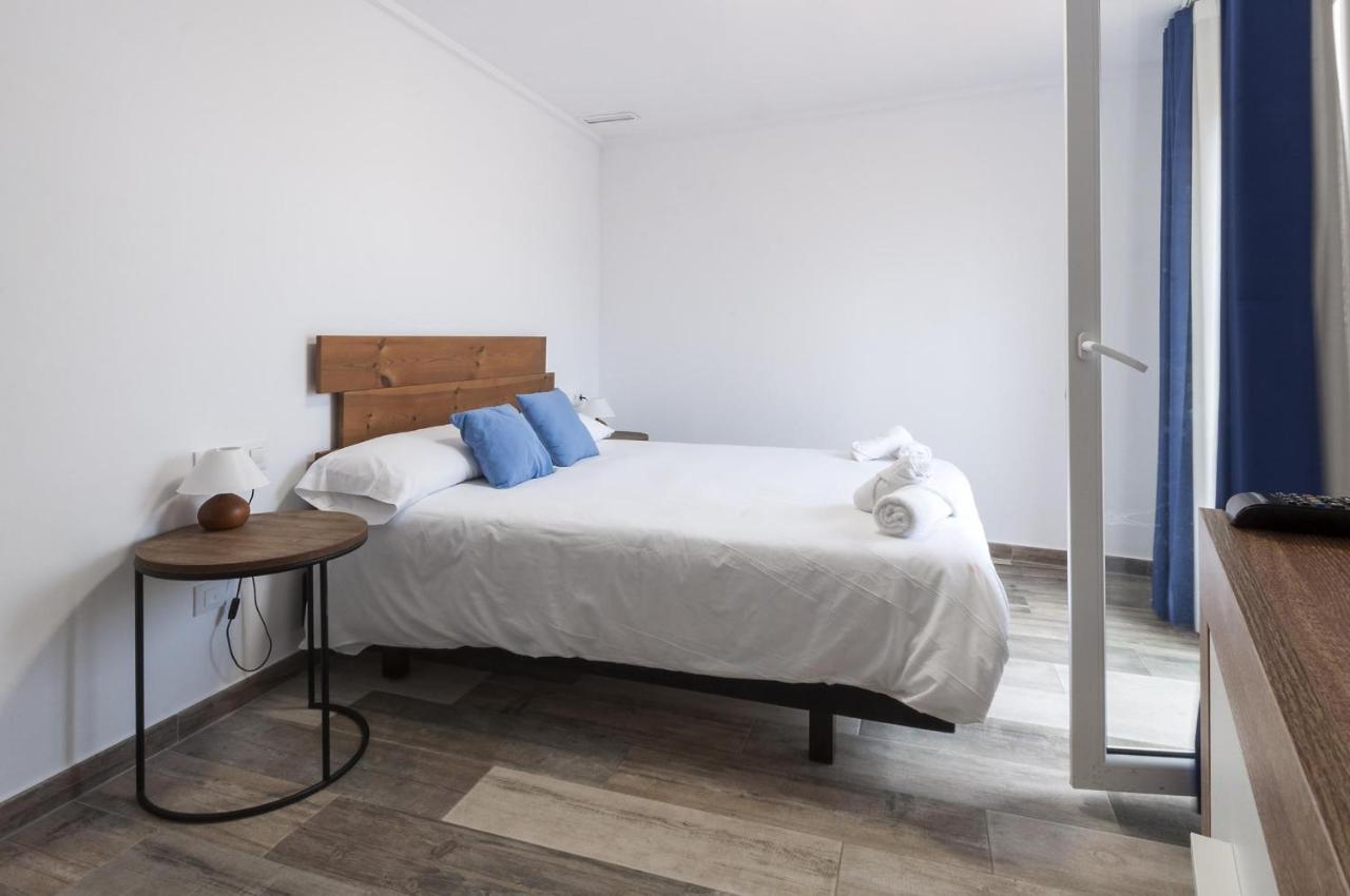 Apartamentos Al-Andalusi Denia Bagian luar foto