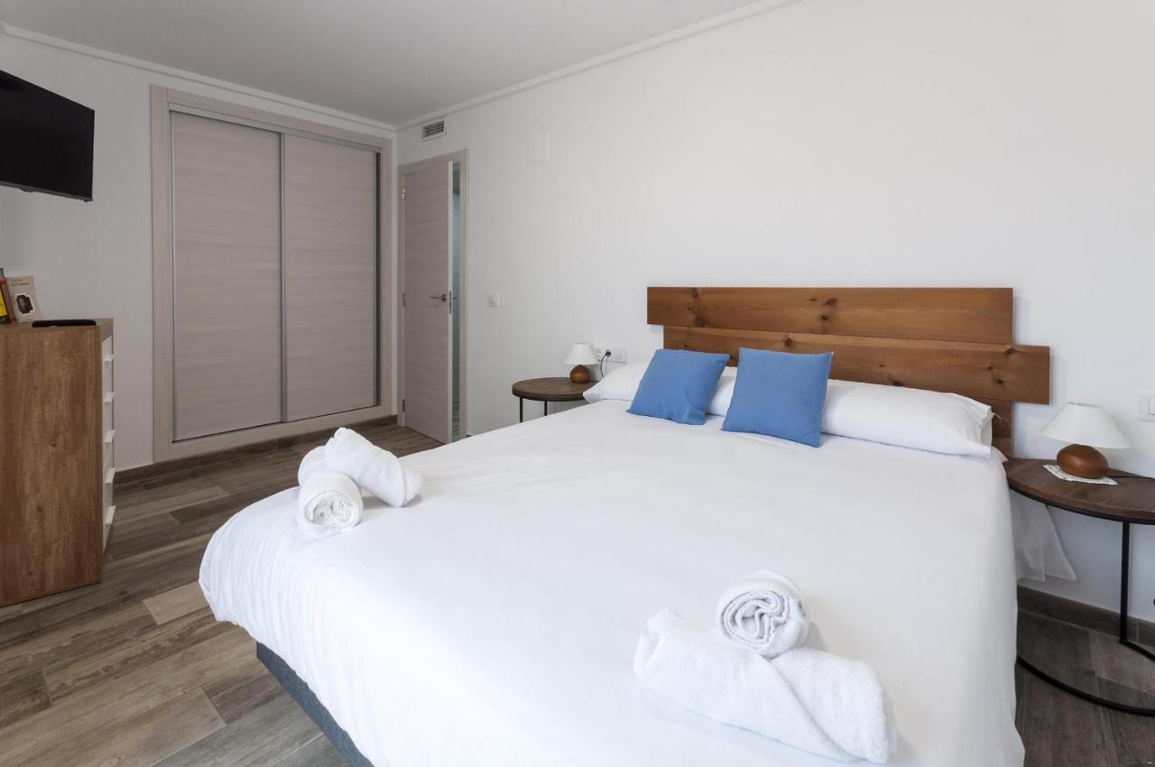 Apartamentos Al-Andalusi Denia Bagian luar foto