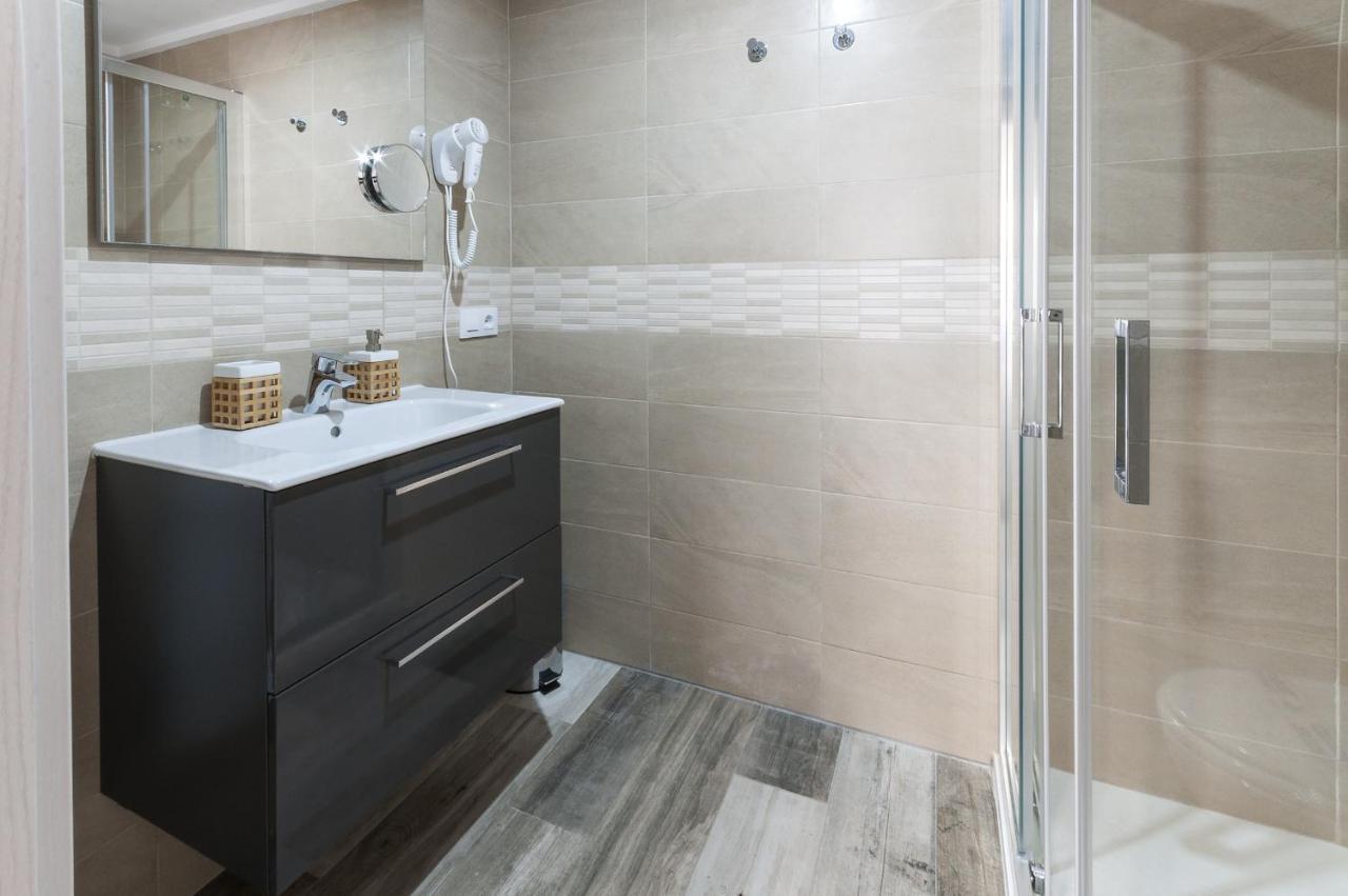 Apartamentos Al-Andalusi Denia Bagian luar foto