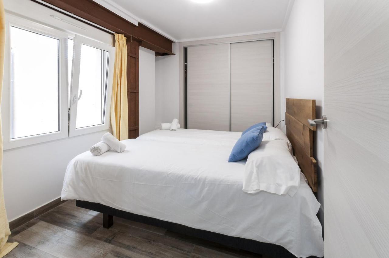 Apartamentos Al-Andalusi Denia Bagian luar foto